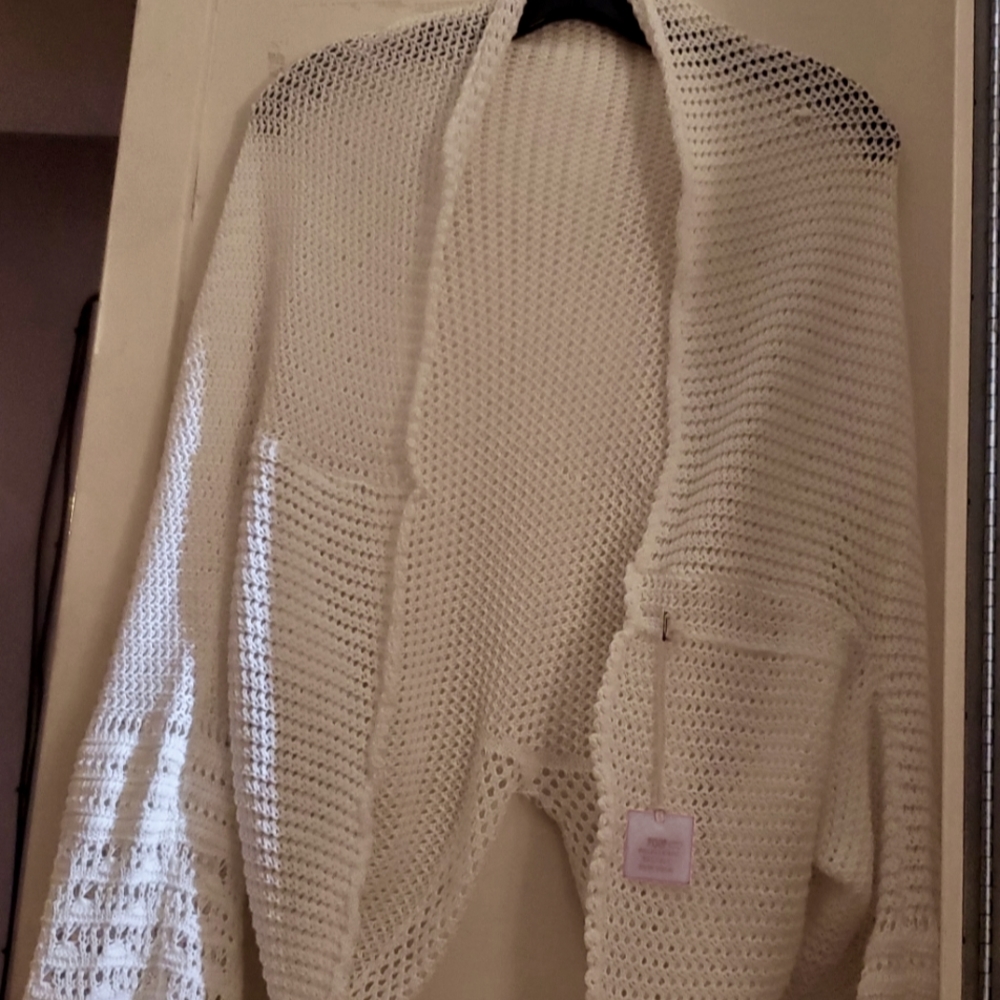 Womans size medium open crop